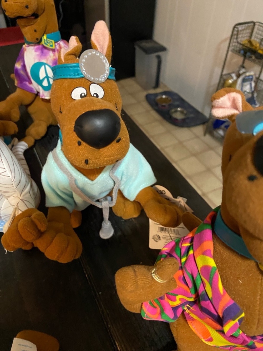 Scooby-Doo Plush Toy - Brown Scooby-Doo Stuffed Animal - Picture 4 of 10